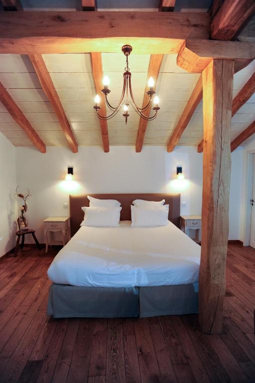 Hotel Restaurant & Spa La Maison Oppoca Aïnhoa Rum bild